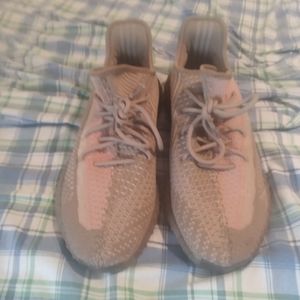 Yeezy v2 boost sand taupe